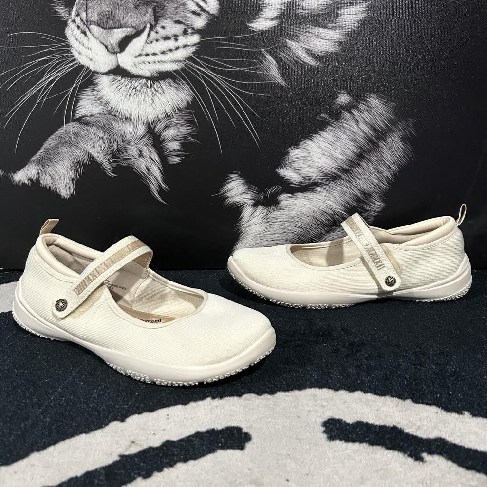 JSport Melody S5MDY99 Mary Jane Shoes Women's 10M Beige Knit Buckle Arch Support